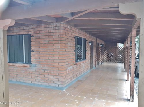 1946 Prince Rd, Tucson AZ  85719-2920 exterior