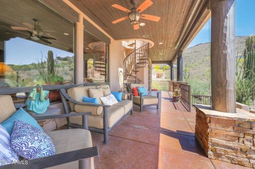 37025 33rd Ave, Phoenix AZ  85086-8740 exterior