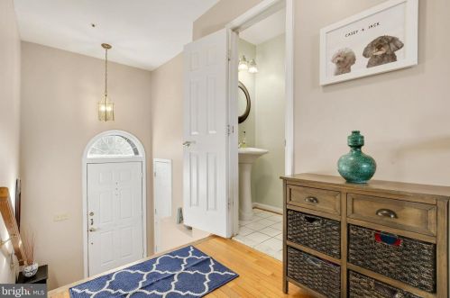 1938 Westchester Dr, Silver Spring, MD 20902-3564