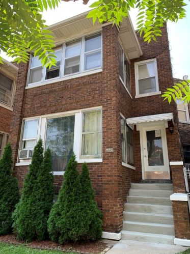4045 Nelson St, Chicago, IL 60641-5410