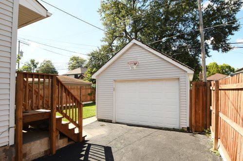 10730 Kedzie Ave, Chicago IL 60629-3532 exterior