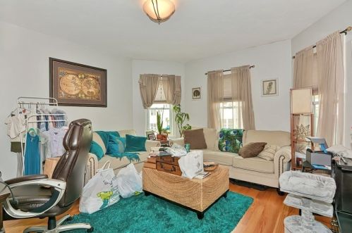 177 Fairmont Ave, Worcester MA 01604-4761 exterior