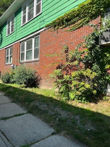 123 Lancaster St, Providence, RI 02906-2534