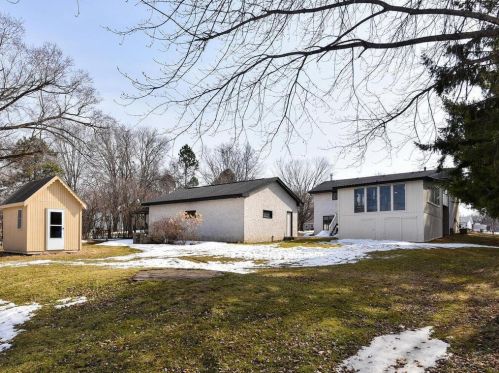 5934 Main St, Maple Plain MN 55359-9359 exterior