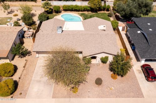 3826 Cholla St, Phoenix AZ  85029-3142 exterior