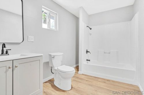 324 28th St, San Diego CA  92102-3125 exterior