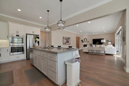 4924 Laurel Dr, Concord CA  94521-1446 exterior