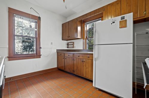 1901 Elmdale Ct, Milwaukee WI 53211-2342 exterior