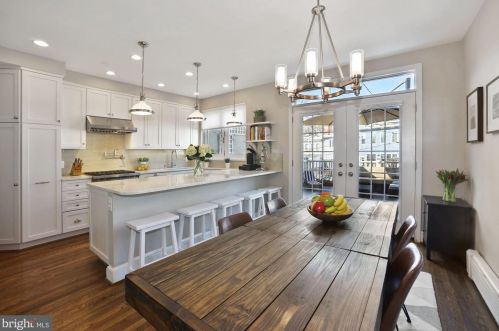 2334 Huidekoper Pl, Washington DC 20007-1827 exterior