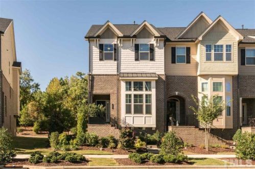 527 Old Mill Village Dr, Apex NC  27502-1494 exterior