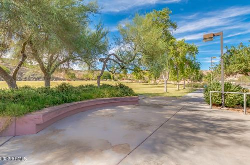 1004 Amberwood Dr, Phoenix AZ  85048-1937 exterior