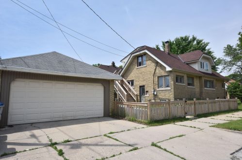 2376 56, Milwaukee WI 53210-2230 exterior