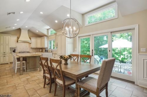 61 Webster Dr, Berkeley Heights NJ 07922-2028 exterior