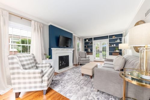 2518 84, Milwaukee WI 53226-1906 exterior