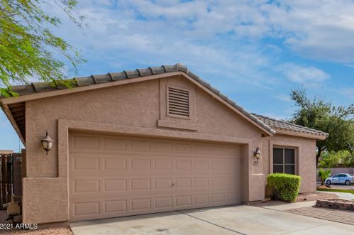 2841 La Costa Dr, Chandler AZ  85249-4925 exterior