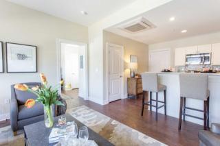 425 6th Ave, Pittsburgh PA  15219-1874 exterior