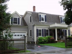 77 Cornell St, Newton, MA 02462-1320