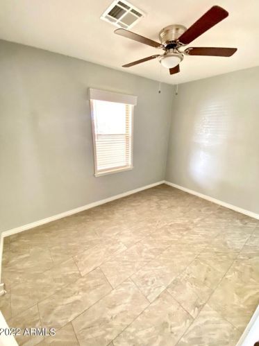 1829 37 Dr, Phoenix AZ 85029-1109 exterior