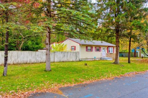 41 Louis Rd, Springfield, MA 01118-2546