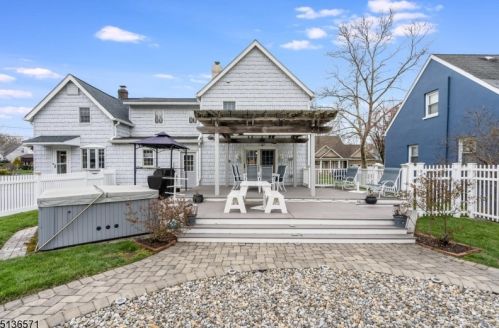 2065 Prospect Ave, Scotch Plains NJ 07076-1369 exterior