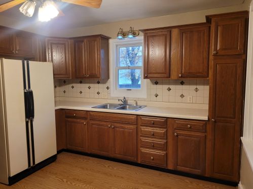 3308 Maple Grove Rd, Meskegon MI 49441-4138 exterior