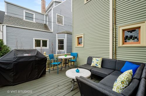 5321 Magnolia Ave, Chicago IL 60640-2205 exterior