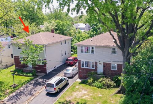 802 Rodgers Ct, Rahway NJ 07065-3616 exterior