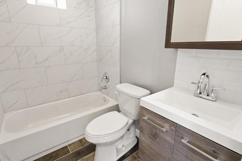 8425 Richard Ave, Saint Louis MO 63132-2806 exterior