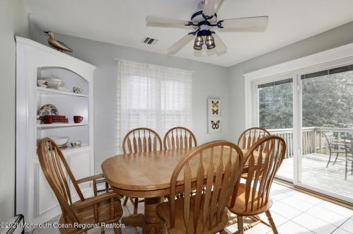 320 Elizabeth Ave, Point Pleasant Beach NJ 08742-4133 exterior