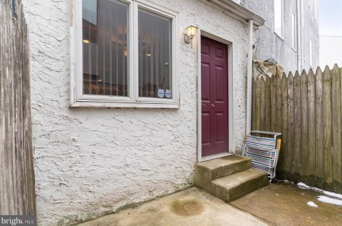 2572 Collins St, Philadelphia PA 19134-3710 exterior