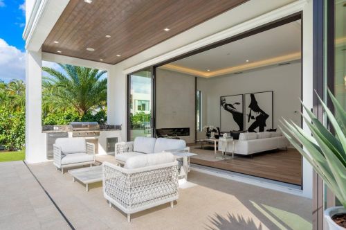 396 2nd St, Boca Raton FL  33432-4004 exterior