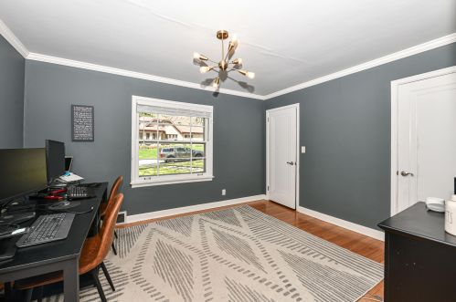 1206 121, Milwaukee WI 53226-3109 exterior