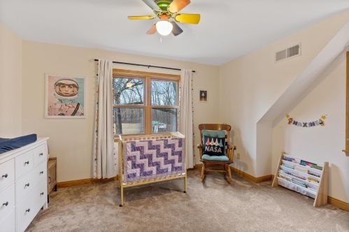 9360 Sleepy Hollow Ln, Milwaukee WI  53217-1242 exterior