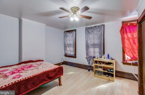 14 Morris Ave, Trenton NJ 08611-1131 exterior