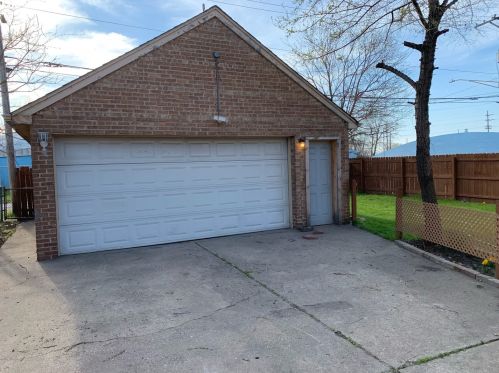 14042 Park Ave, Dolton, IL 60419-1029