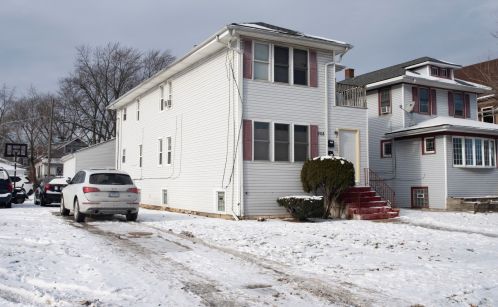 208 6th Ave, Broadview, IL 60153-1562