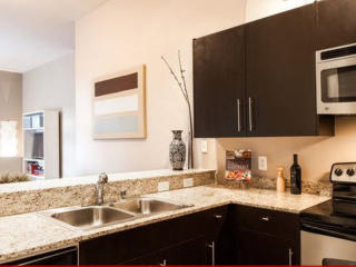 2345 Houston St, Dallas TX  75219-7622 exterior