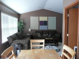 528 Ryegrass Ct, Aurora IL  60504-4214 exterior