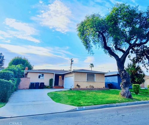 13705 Dunrobin Ave, Bellflower, CA 90706-2540
