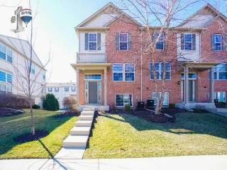 444 Belvedere Ln, Aurora, IL 60502-8616