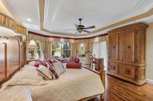 11715 Caracas Blvd, Boynton Beach FL 33437-4081 exterior