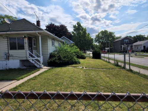 248 21 Ave, Broadview IL 60153-1474 exterior