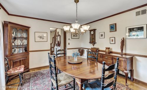 600 Edgemere Dr, Red Bank NJ 07711 exterior