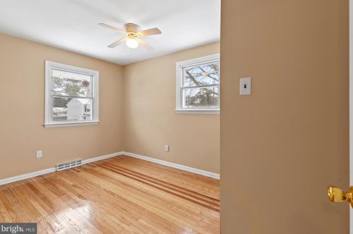 204 Blackfoot Trl, Browns Mills NJ 08015-6213 exterior