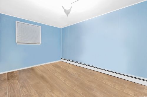 164 Belmont Ave, Babylon NY  11704-5229 exterior