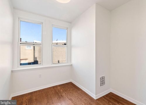 2622 Cedar St, Philadelphia PA 19134-4517 exterior