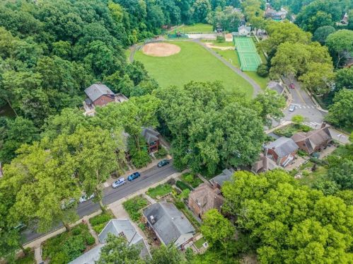 147 Race St, Pittsburgh PA 15208-1424 exterior