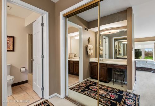 7125 Braemar Cir, Bull Valley IL 60014-6603 exterior