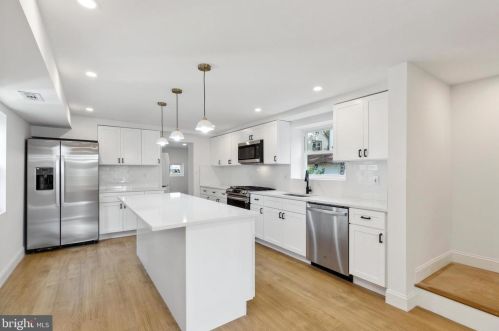 107 County Line Rd, Ardmore PA 19003-0021 exterior