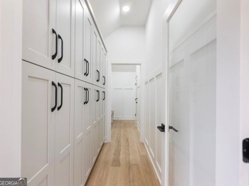 690 Amberidge Trl, Atlanta GA 30328-2812 exterior